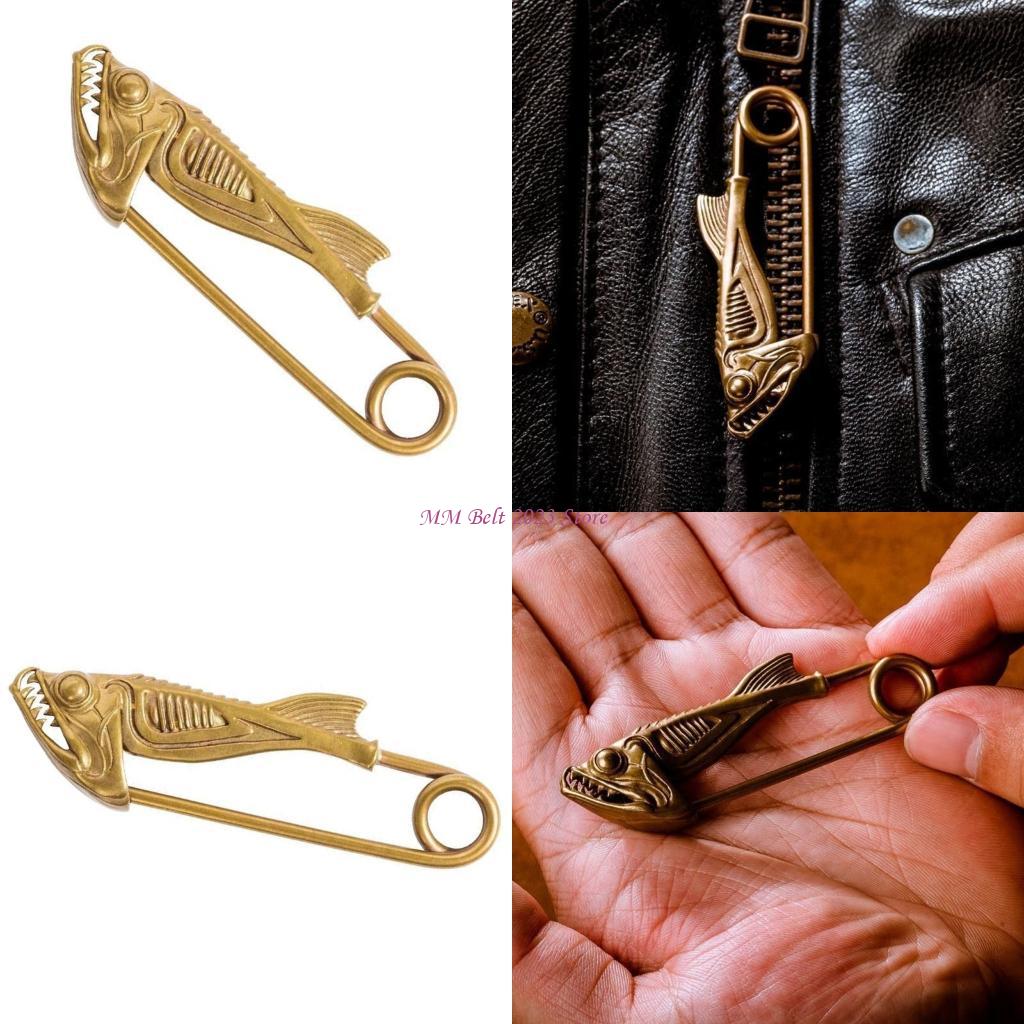 Tuxedo Lapel Pin - 49ME Delikatna broszka ze stopu inspirowana